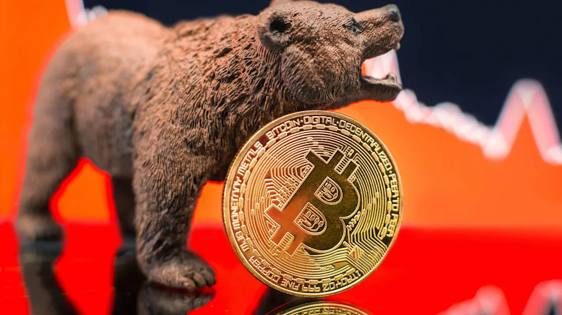 Bitcoin's Price Recovery Runs Into a Bearish Double Top Pattern, What Next for XRP, SOL, DOGE?