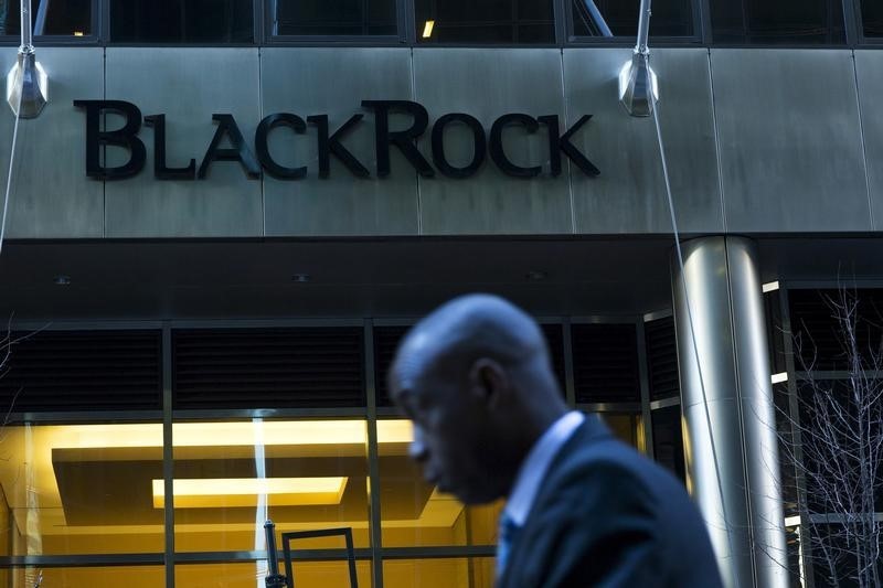 U.S. dollar could lose reserve status to Bitcoin, BlackRock CEO Fink says