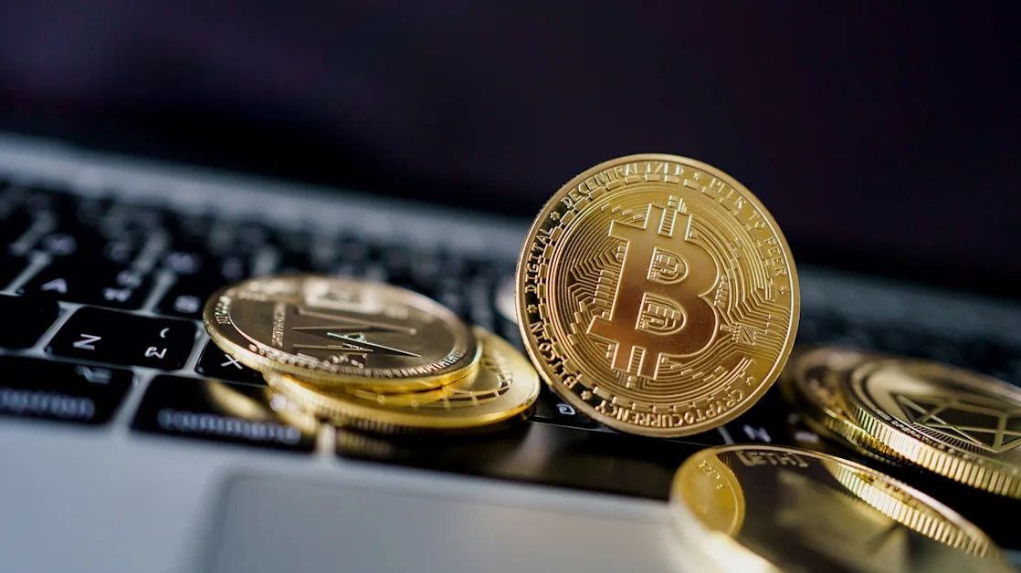 6 Ways To Make Money Fast With Cryptocurrency in 2025