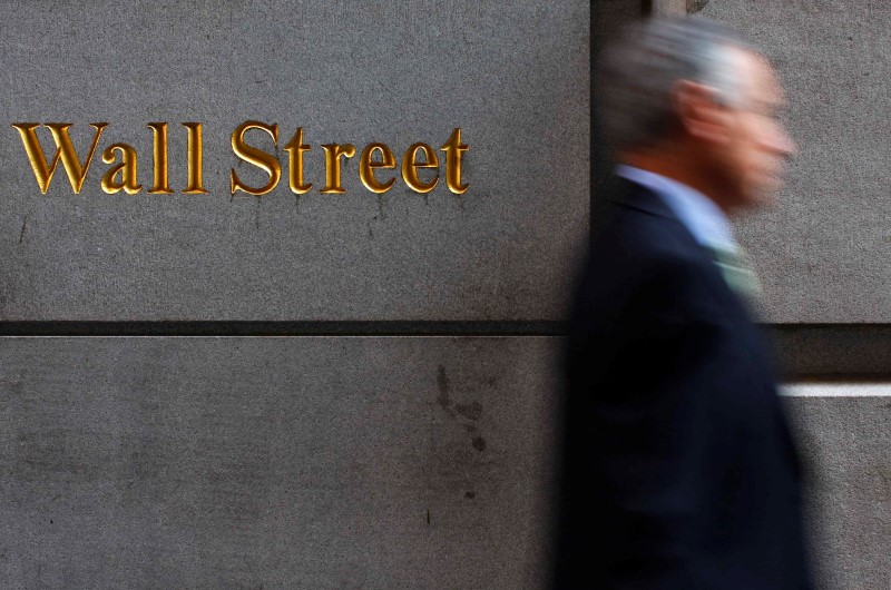 U.S. stocks mixed at close of trade; Dow Jones Industrial Average down 0.03%