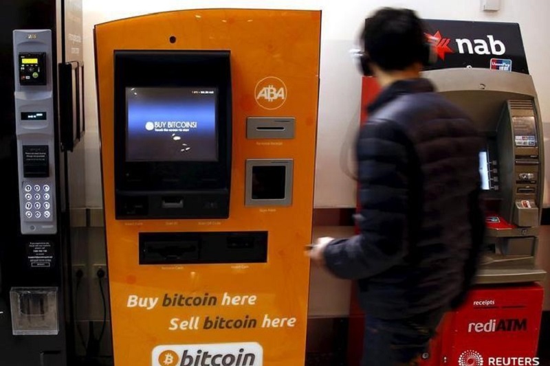 $159,832,873 Bitcoin Transfer to Major US Exchange Sparks Black Monday Fears