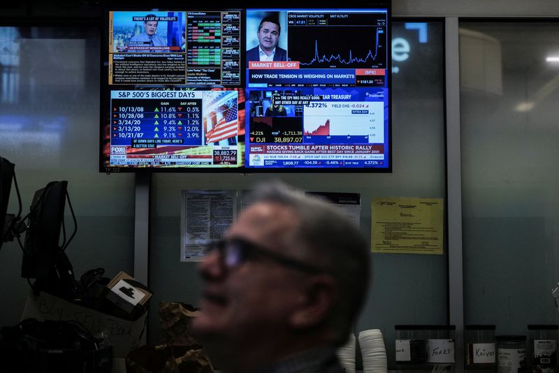 Comerica shares downgraded by Evercore, JP Morgan on weakening outlook, valuation