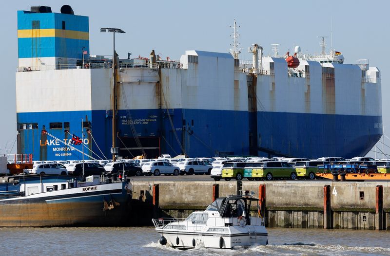 US auto industry warns new auto parts tariffs will hike prices, cut sales