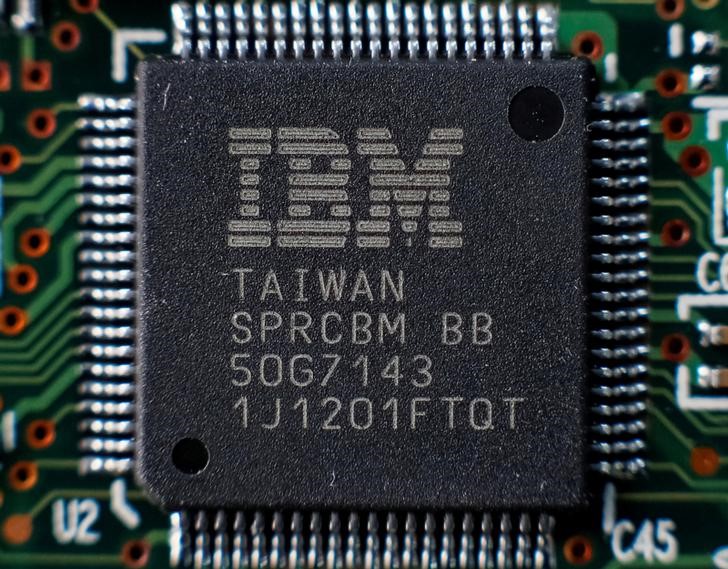 IBM, Avago Lead Market Cap Stock Movers on Thursday