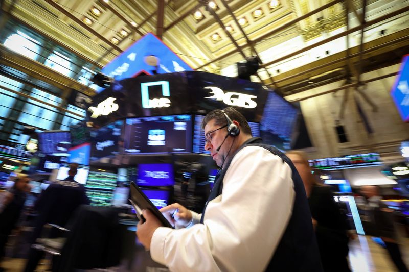 Wall Street set for weekly gains with trade signals, earnings in focus