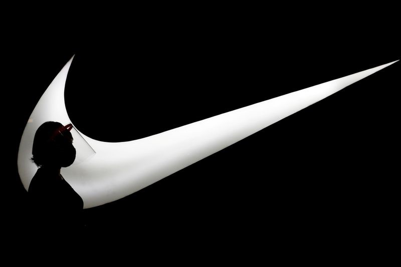 Dick’s acquiring Foot Locker: What it means for Nike stock?