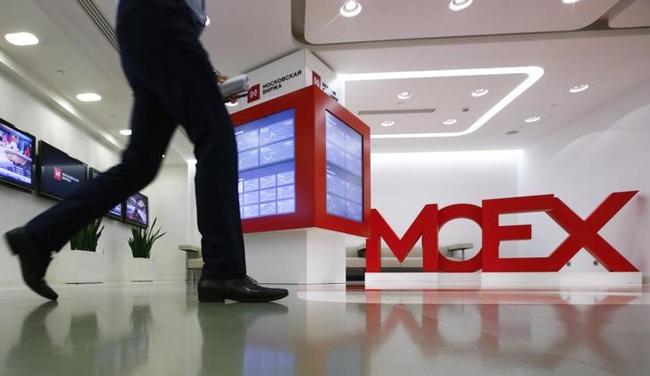 Russia stocks lower at close of trade; MOEX Russia Index down 2.17%